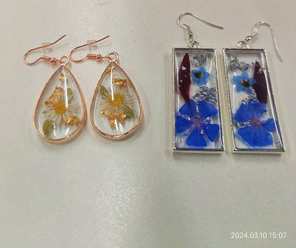 Resin Jewellery Workshop